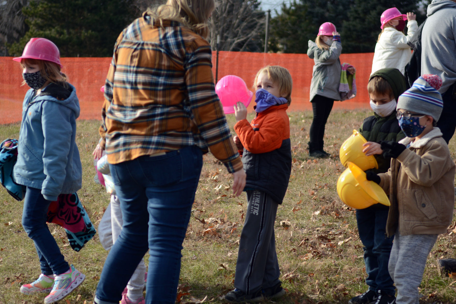Baraboo school breaks ground on outdoor learning space